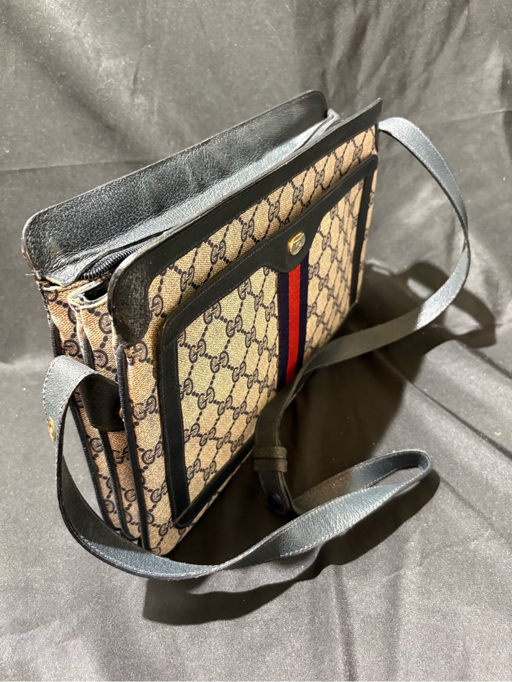 Gucci Navy Trim GG Supreme Shoulder Bag with Red and Blue Web Stripe - Picture 2 of 11